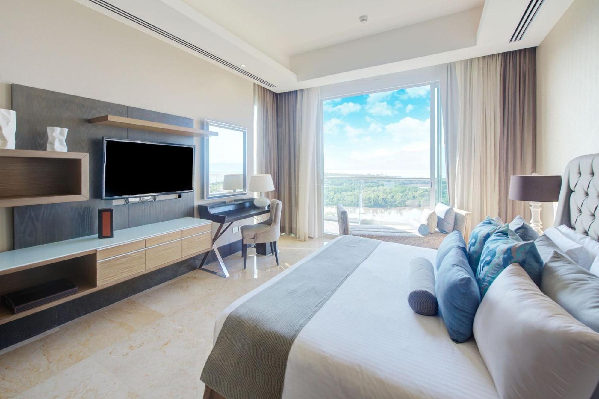 נובו ואלארטה The Grand Luxxe Three Bedroom Spa Suite מראה חיצוני תמונה